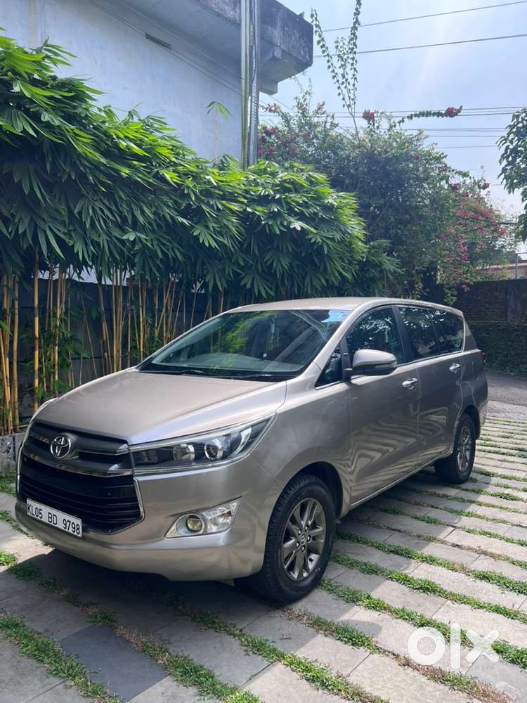 Toyota Innova Crysta Good Condition Re Registration