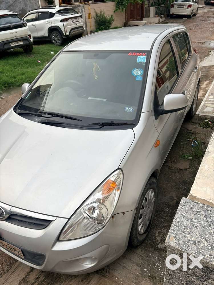 Hyundai I20 2011  Well Maintained  Touch Screen  Premium Speakers