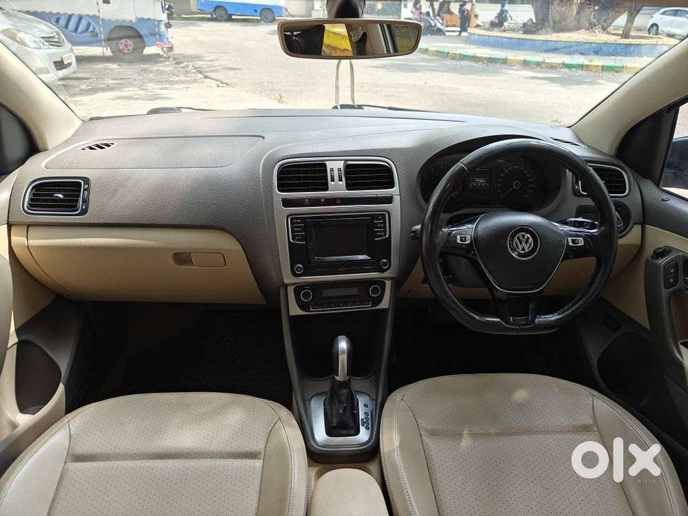 Volkswagen Vento 1.2 Tsi Highline Plus At, 2017, Petrol