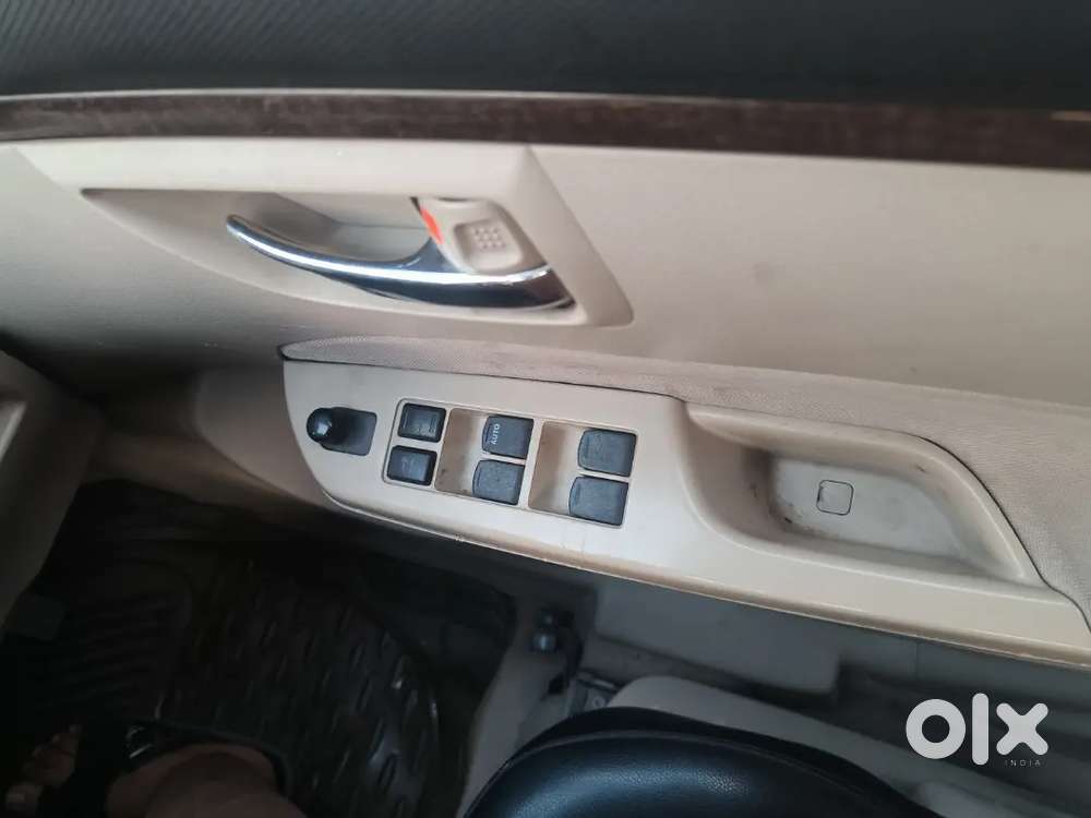 Maruti Suzuki Swift Dzire 2012 Petrol 8378 Km Driven