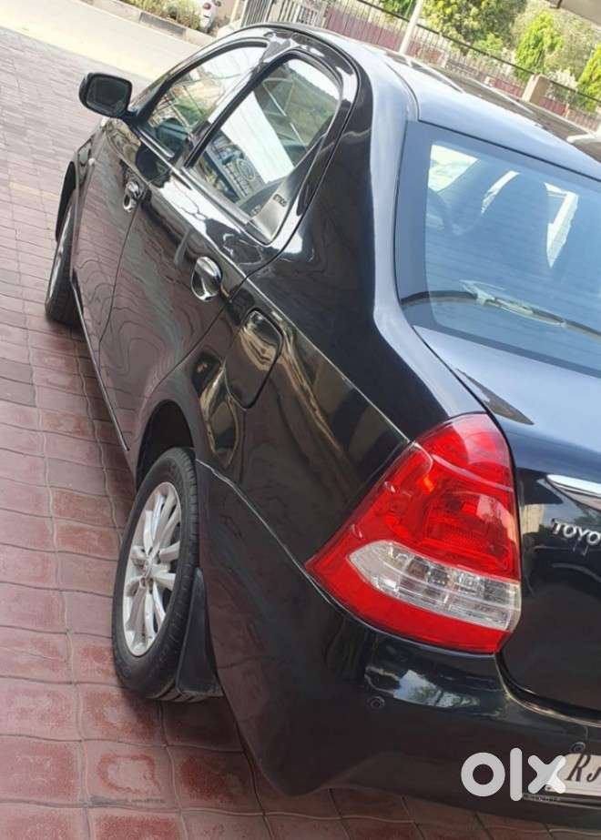 Toyota Etios, 2011, Petrol