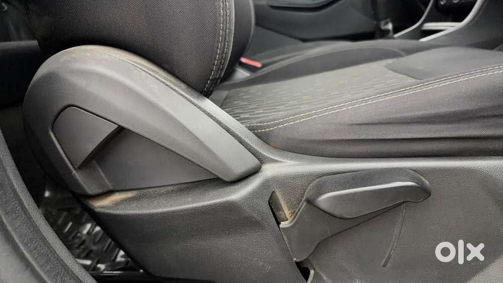 Ford Figo 2012-2015 Petrol Titanium, 2020, Petrol