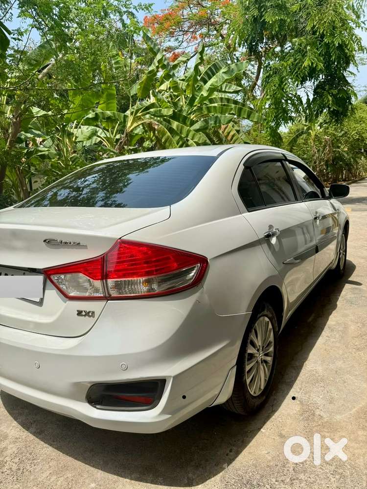 Maruti Suzuki Ciaz Petrol 2016, Top End.
