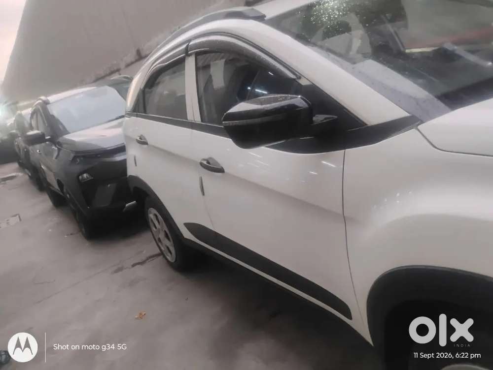Tata Nexon Smart Plus S 2024