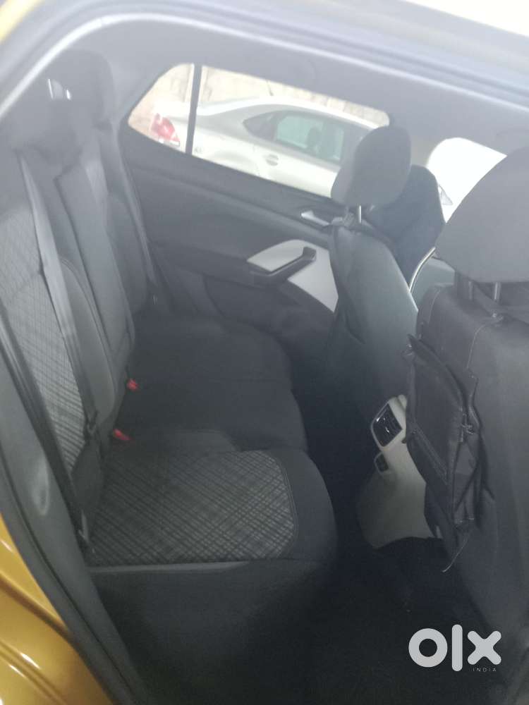 Volkswagen Taigun 1.0 Tsi Highline At, 2024, Petrol