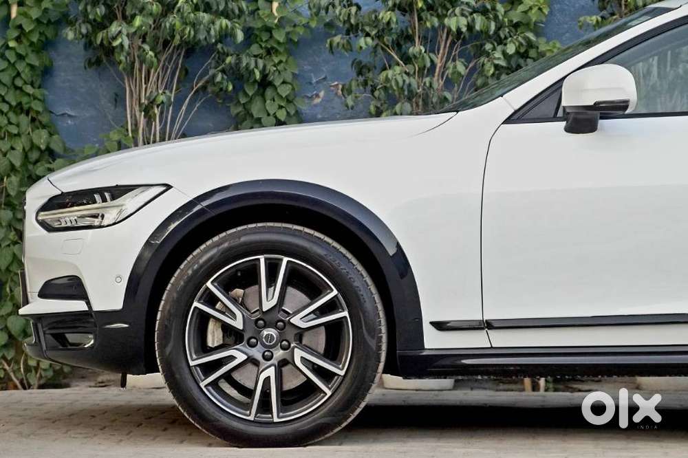 Volvo V 90 Cross Country D5, 2019, Diesel