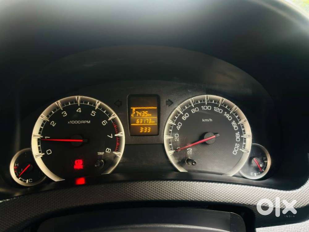 Maruti Suzuki Swift Vxi Optional, 2017, Petrol