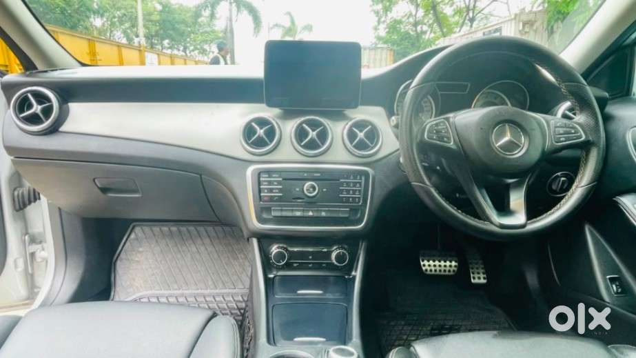 Mercedes-benz Gla Class 200 Cgi Activity Edition, 2017, Petrol