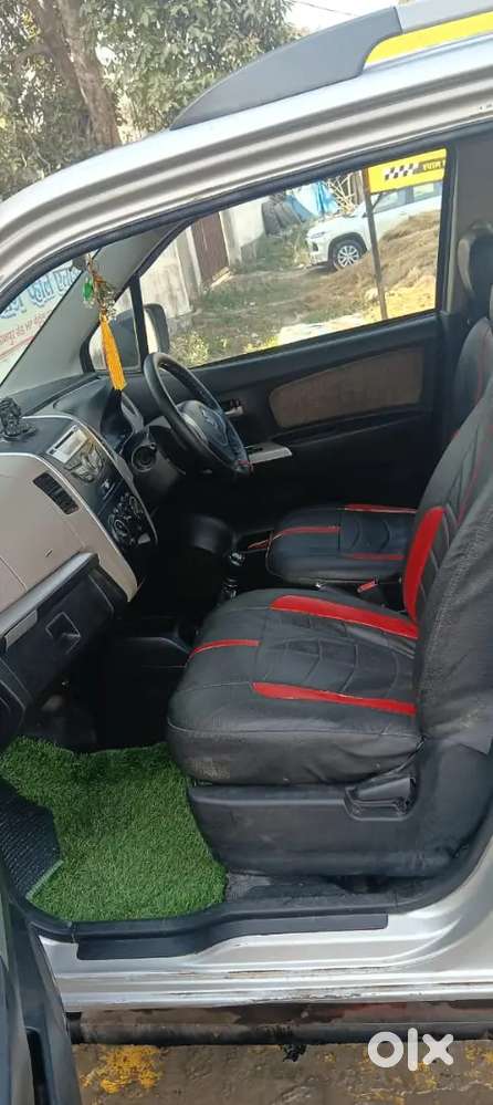 Hm Apni Car Bech Rhe H