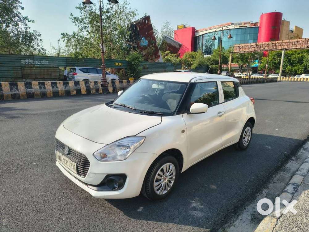 Maruti Suzuki Swift Lxi Option, 2019, Cng & Hybrids