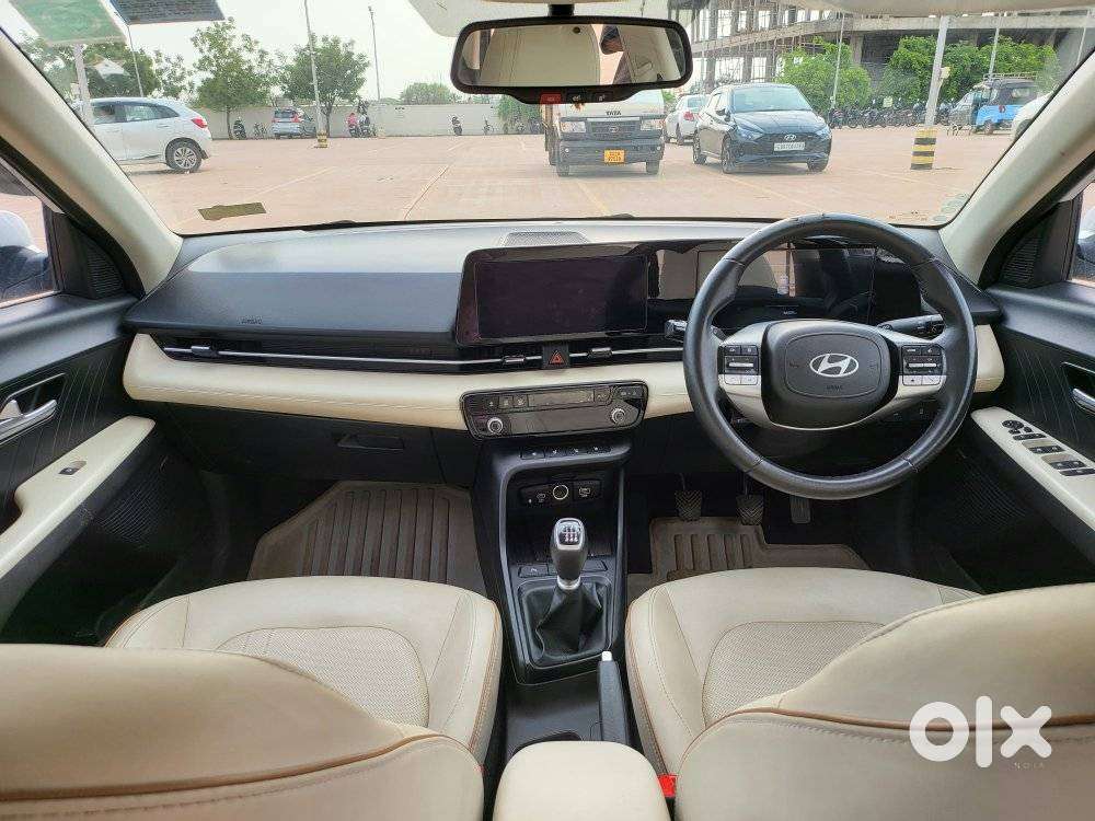 Hyundai Verna 1.5 Mpi Mt Sx (o), 2023, Petrol