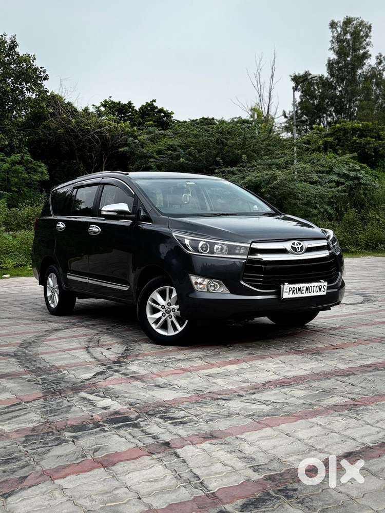 Toyota Innova Crysta 2.8 Zx At, 2017, Diesel