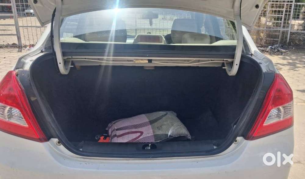 Maruti Suzuki Dzire 1.2 Zxi, 2014, Petrol