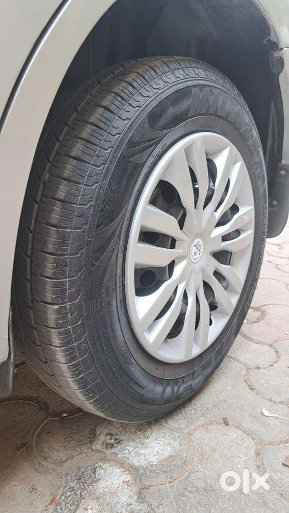 Maruti Suzuki Dzire 1.2 Vxi Amt, 2019, Cng & Hybrids