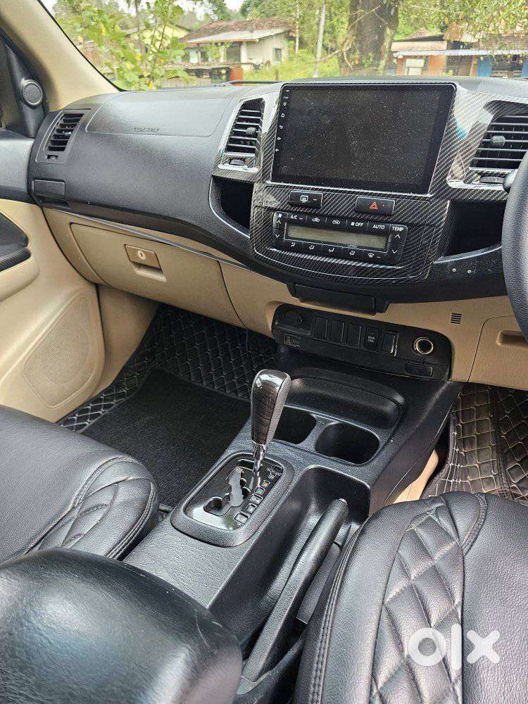Toyota Fortuner 3.0 4x2 Automatic, 2014, Diesel