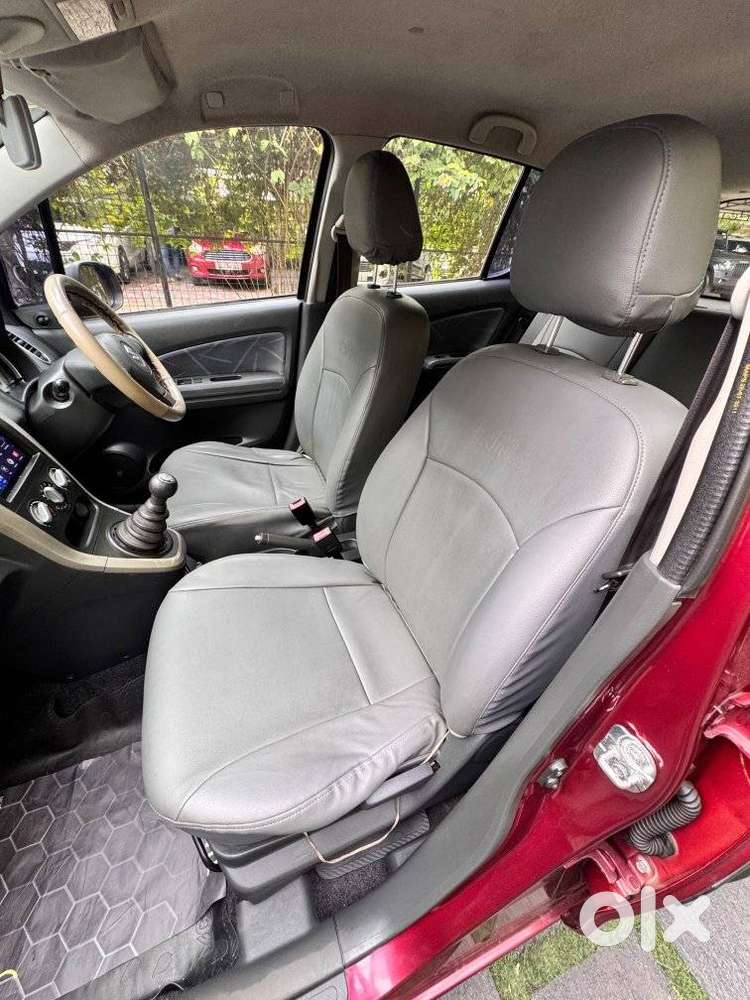 Maruti Suzuki Ritz Vxi, 2011, Petrol