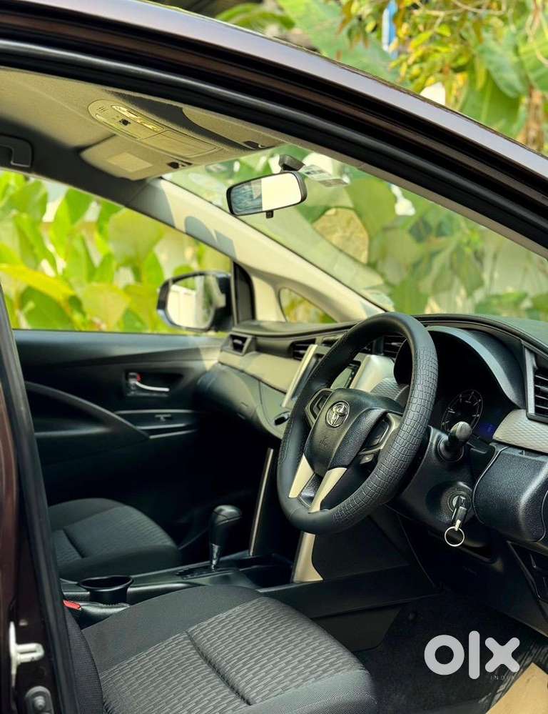 Toyota Innova Crysta 2017