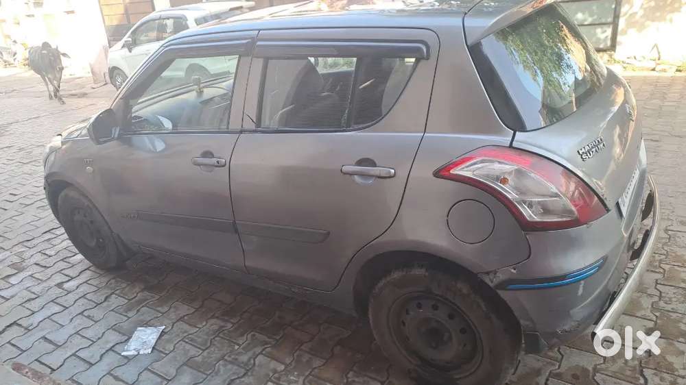 Maruti Suzuki Swift 2014 Cng & Hybrids 137000 Km Driven