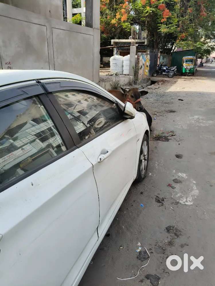 Hyundai Verna 1.4 Vtvt 2012
