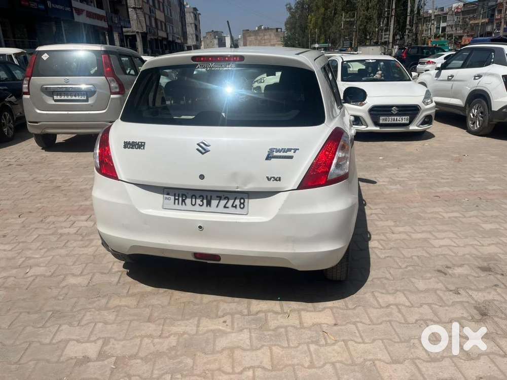 Maruti Suzuki Swift 2017 Petrol Well Maintained