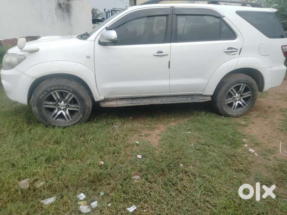 Toyota Fortuner Diesel 4x4 2012
