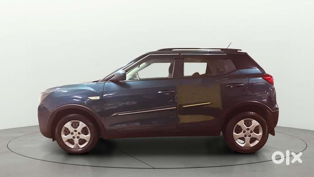 Mahindra Xuv300 W6, 2023, Petrol