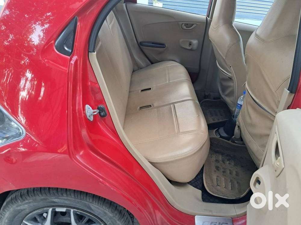 Honda Brio V Mt, 2014, Petrol