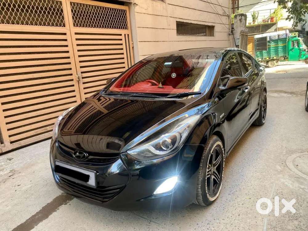 Hyundai Elantra 2015 Diesel 79000 Km , Dl Registered Noc Available