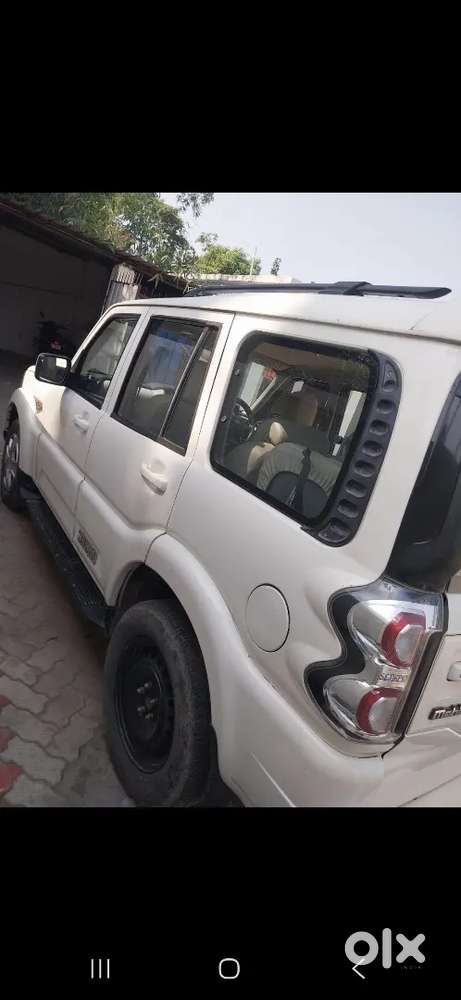 Mahindra Scorpio 2017 Diesel Manual
