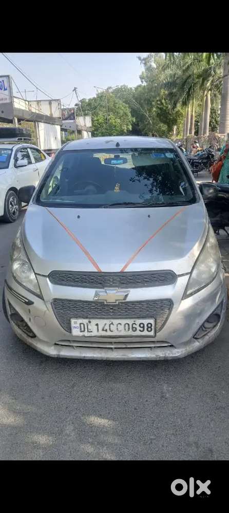 Chevrolet Beat 2015 Ls Petrol Base Model Se Upar Ka Variant Hai