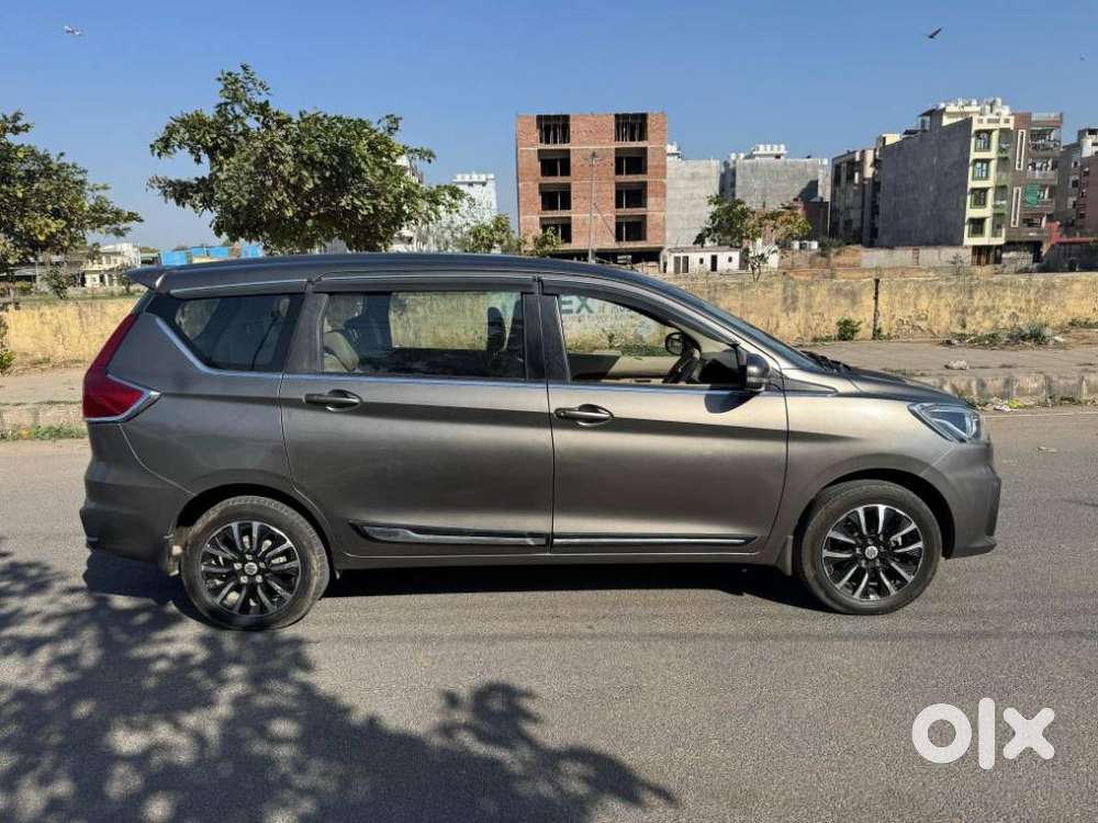 Maruti Suzuki Ertiga 2022-2023 Vxi Cng, 2022, Cng & Hybrids