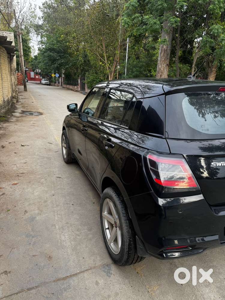 Maruti Swift 1.2 Vxi 2025