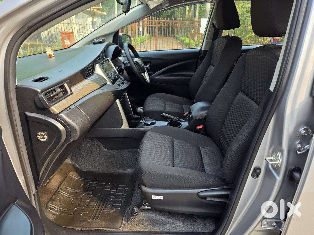 Toyota Innova Crysta [2020-ongoing] 2.7 Gx At 8 Str, 2022, Petrol