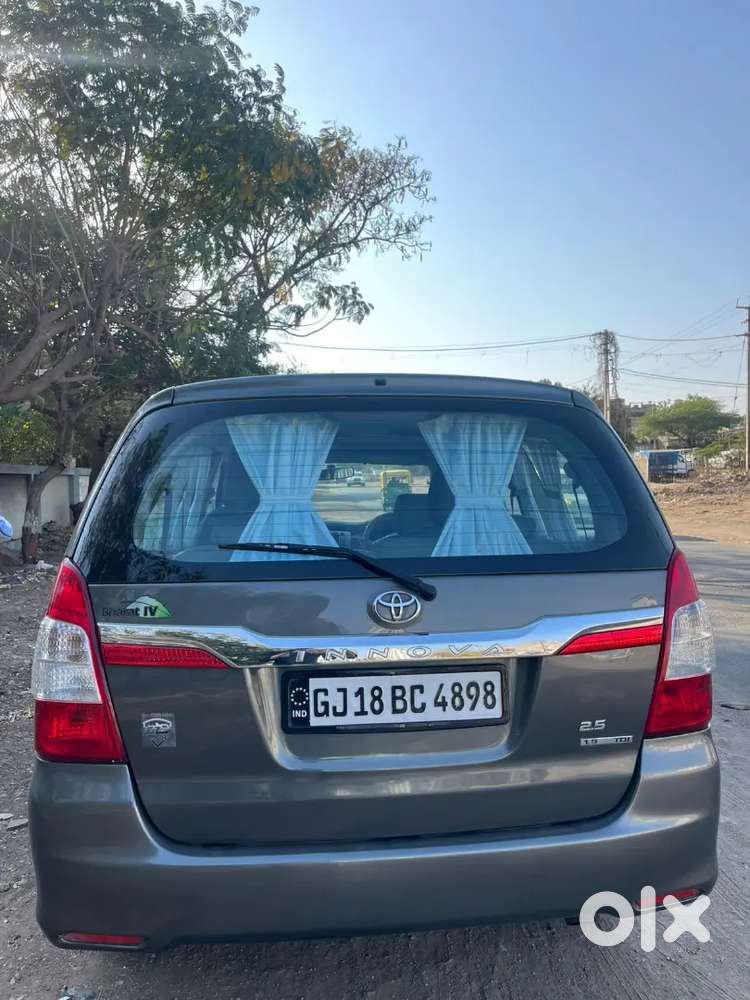 Toyota Innova 2014 Diesel Well Maintained