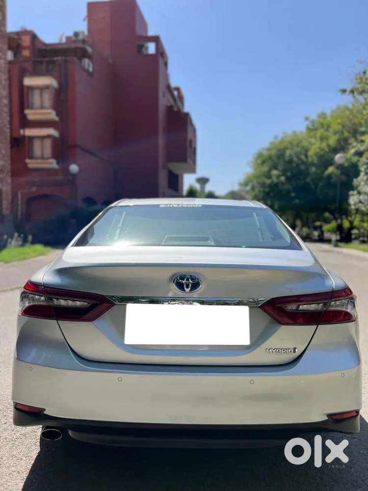 Toyota Camry Hybrid, 2022, Petrol
