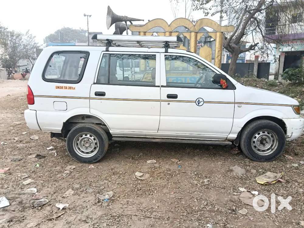 Chevrolet Tavera Neo 2013 Diesel 300000 Km Driven