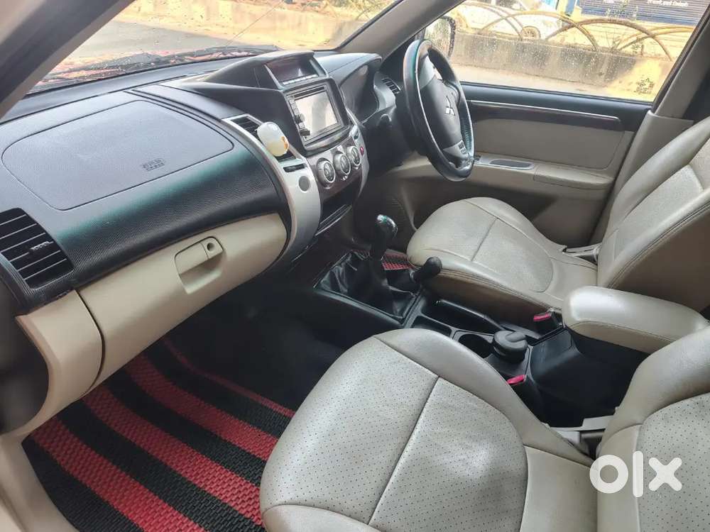 Mitsubishi Pajero Sport 2015 Diesel 91000 Km Driven