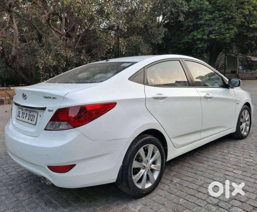Hyundai Verna 1.6 Sx Vtvt, 2013, Petrol