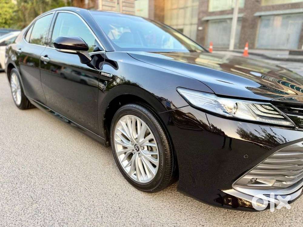 Toyota Camry Hybrid, 2020, Petrol