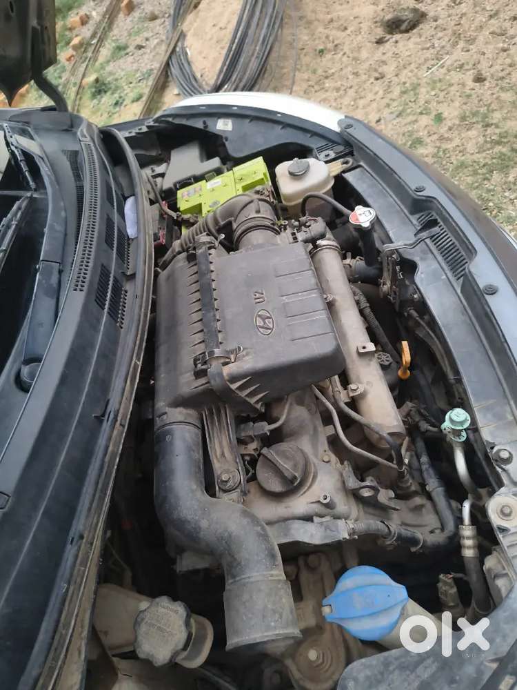 Grand I10 Desial 2016 Model 25km Average Hai,full Service Ho Chuki Hai