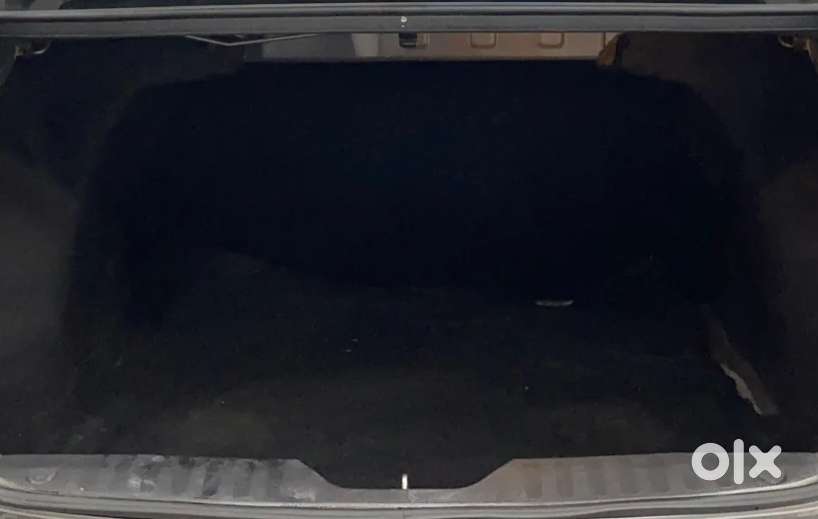 Maruti Suzuki Ciaz 1.5 Alpha Shvs Petrol, 2018, Petrol