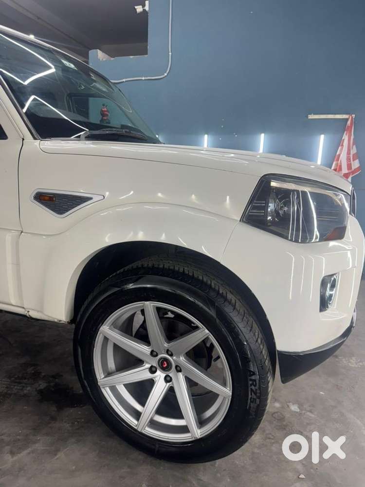 Mahindra Scorpio  2014