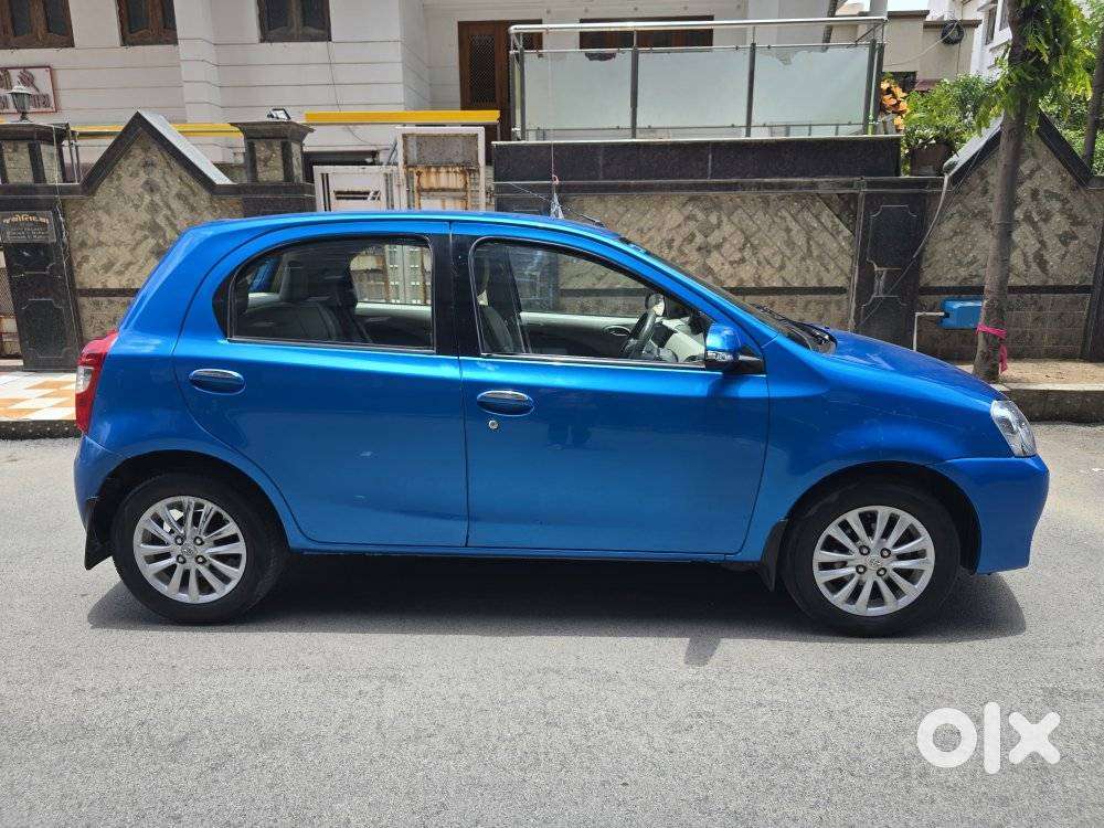 Toyota Etios Liva V, 2013, Petrol