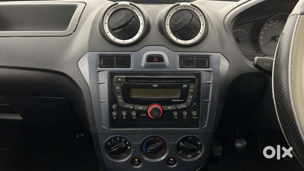 Ford Figo 2010-2012 Petrol Exi, 2014, Petrol