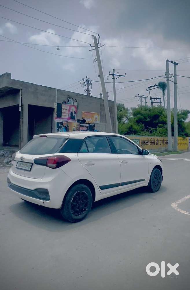 Hyundai Elite I20 Petrol Manual 2018 1st