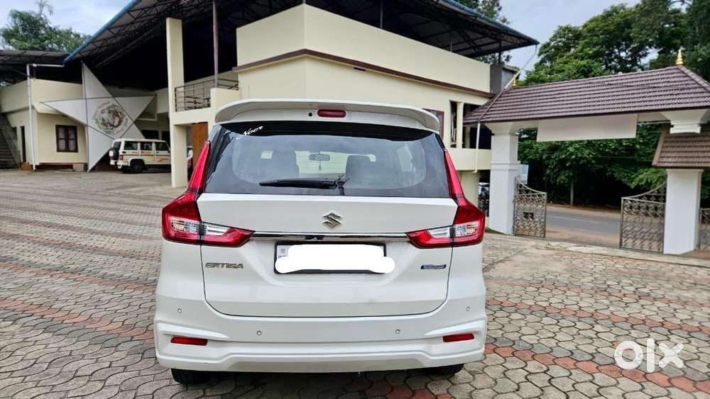Maruti Suzuki Ertiga Zxi, 2022, Petrol