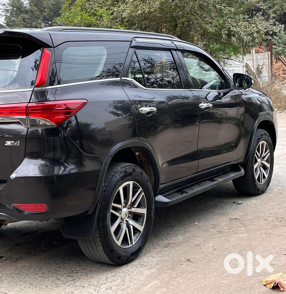 Toyota Fortuner 4x4 At, 2018, Diesel