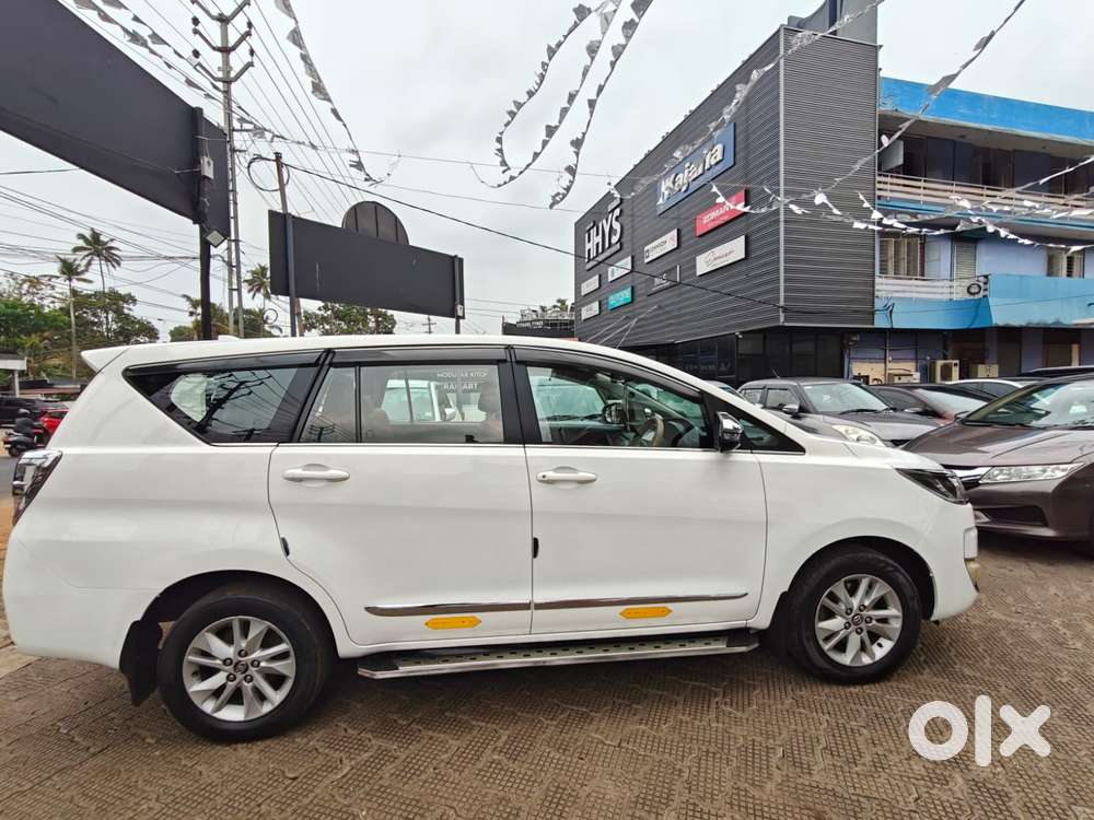 Toyota Innova Crysta 2.4 Gx Mt 8s, 2018, Diesel