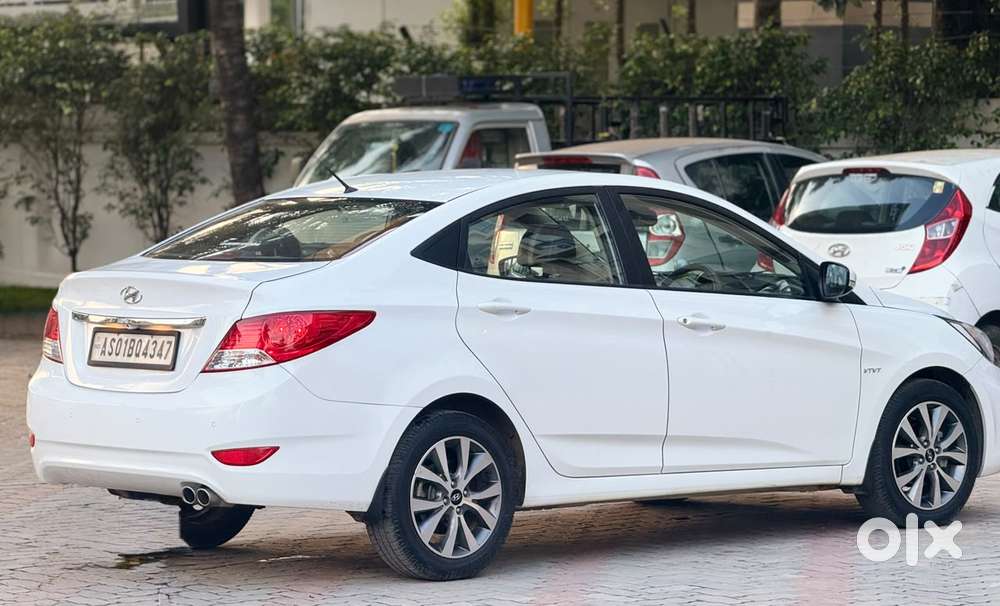 Hyundai Verna Vtvt 1.6 Sx, 2015, Petrol