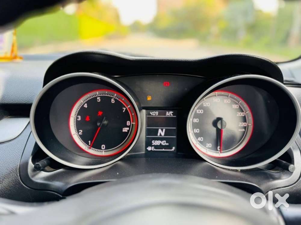 Maruti Suzuki Swift Vxi Optional, 2019, Petrol